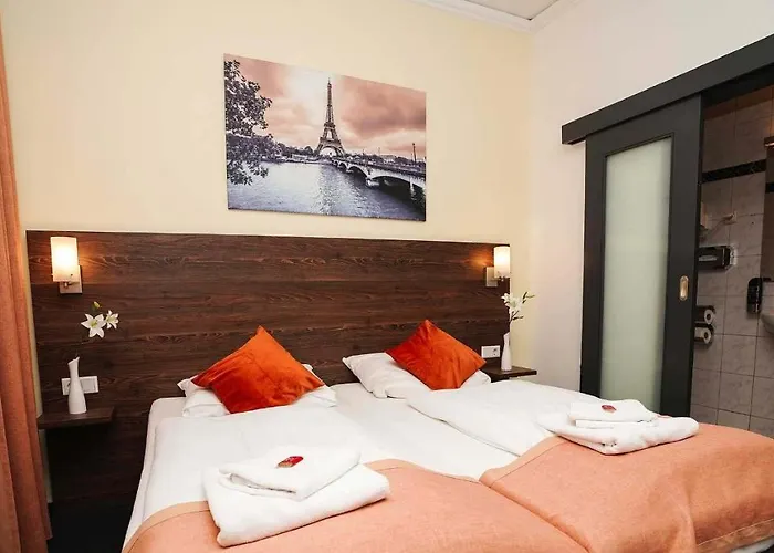 Hotel Little Paris