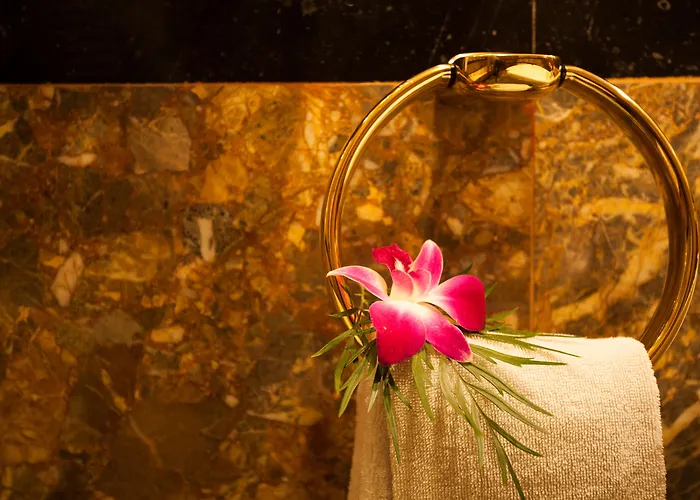 Hotel Majestic Saigon