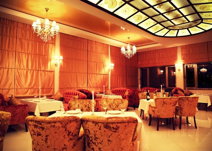 East Legend Hotel