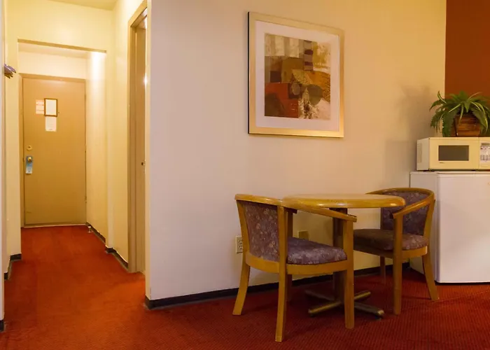 Niagara Falls Motor Lodge