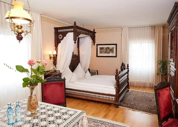 Schloßhotel Kurfürstliches Amtshaus Dauner Burg