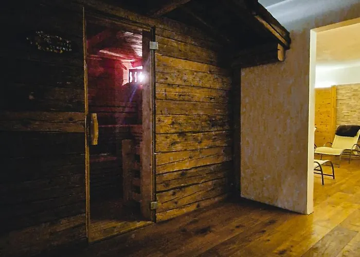 Solaia Hotel & Guesthouse