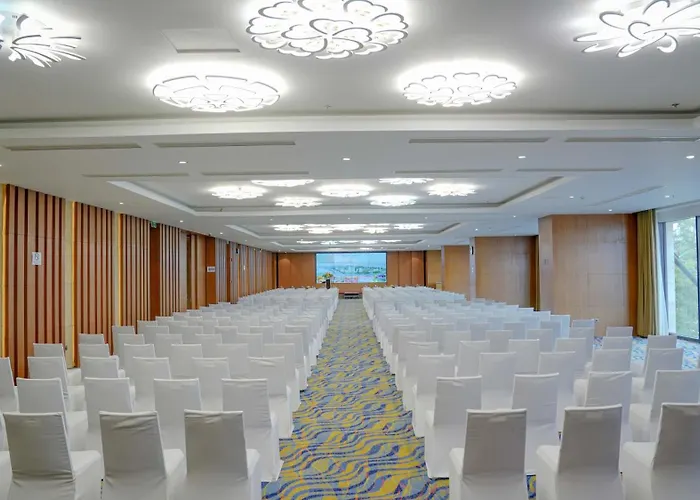 Wyndham Legend Halong
