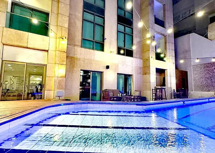 King Suites Hotel