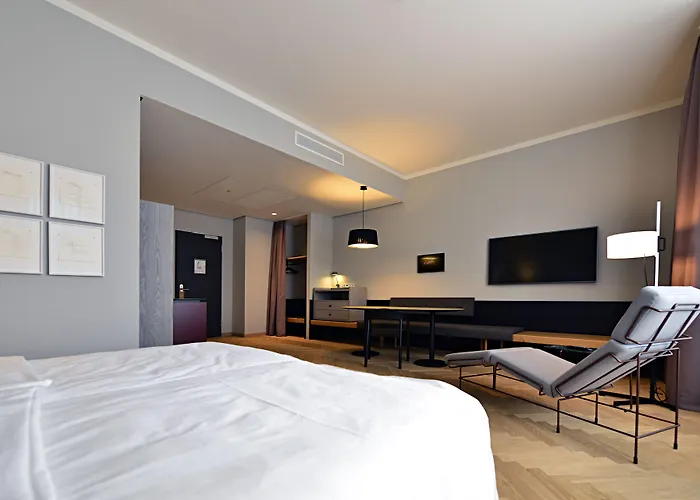 Melter Hotel & Apartments - A Neighborhood Hotel