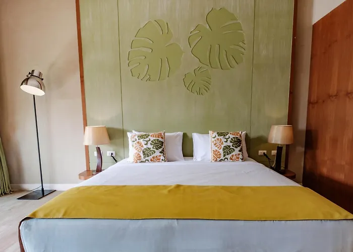 Hula Hula Resort L Truly Tropical And Fun Wellness
