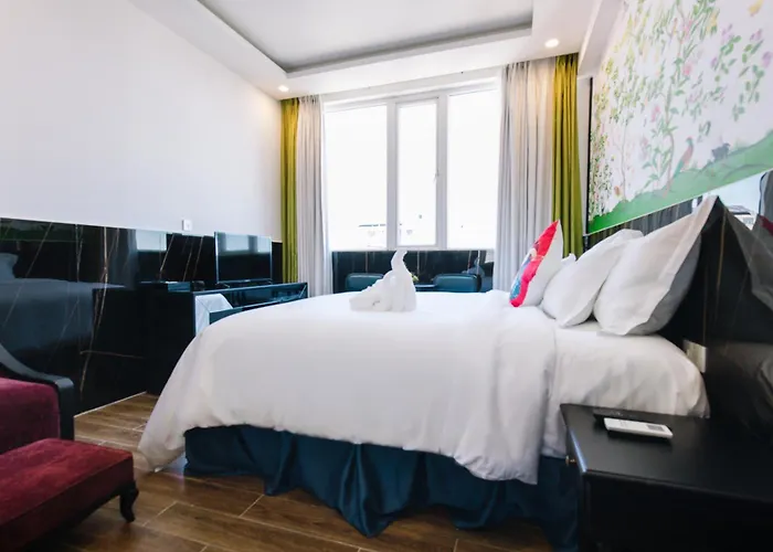 Orchid Hotel