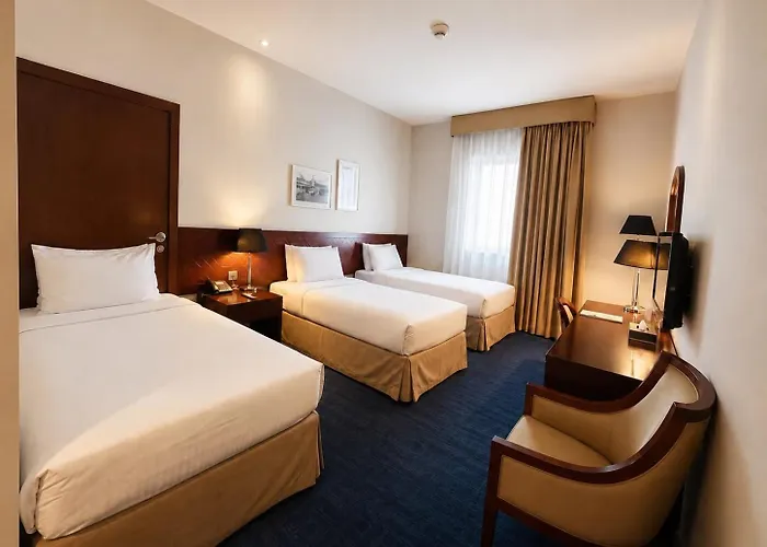 Makarem Al Bait Al Azizia Hotel