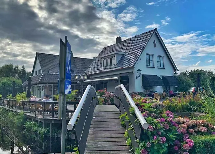De Dames Van De Jonge Hotel Restaurant
